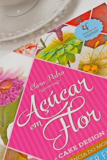 Livro "Açúcar em Flor"